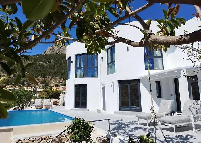 Modern Luxury Villa Paradise