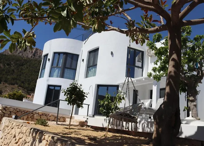 Modern Luxury Villa Paradise